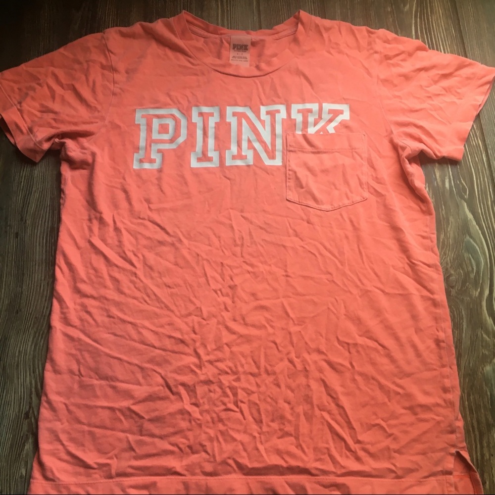 VS Pink tshirt